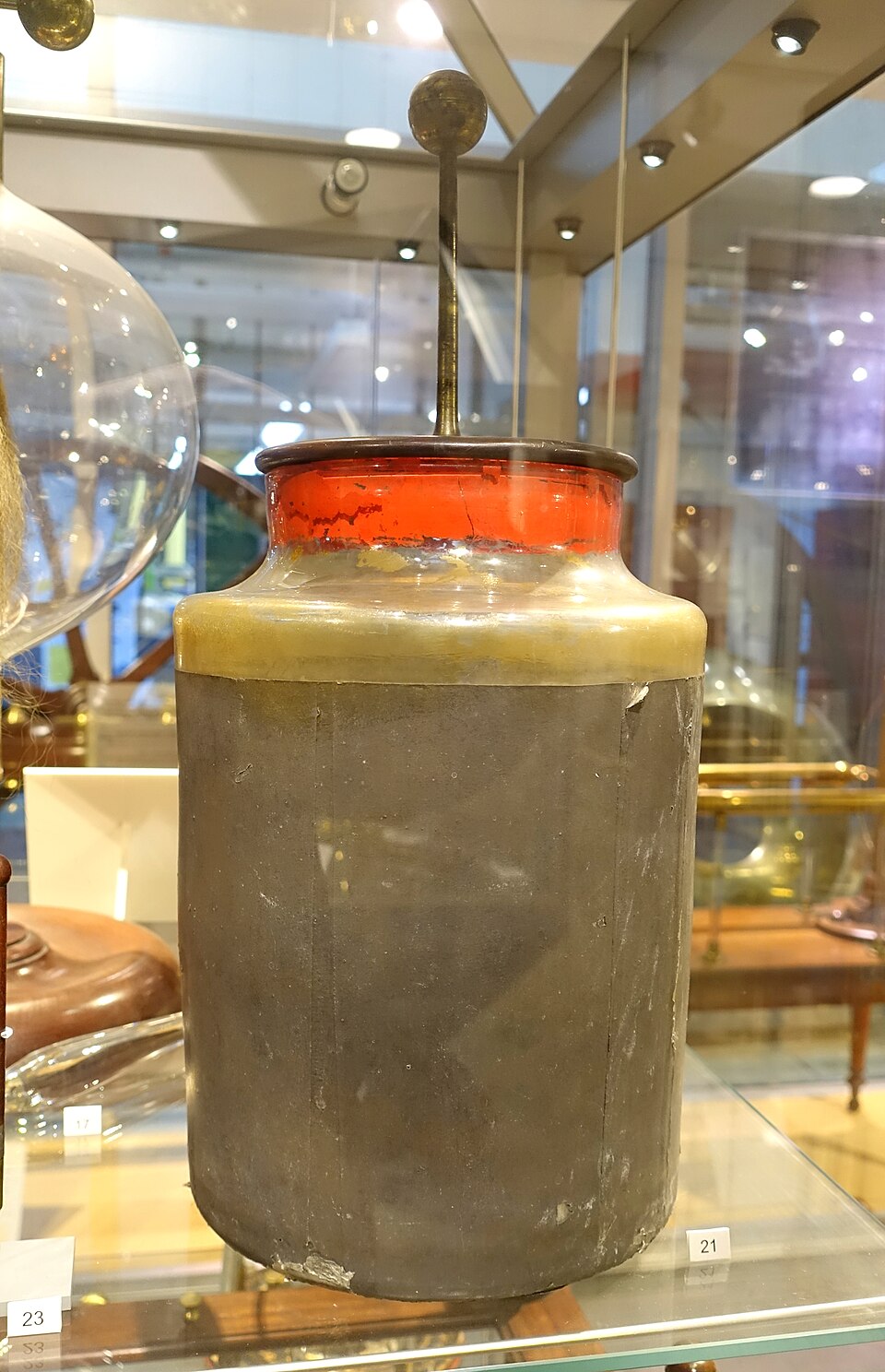 Leidener Flasche um 1780, historische Museumssammlung